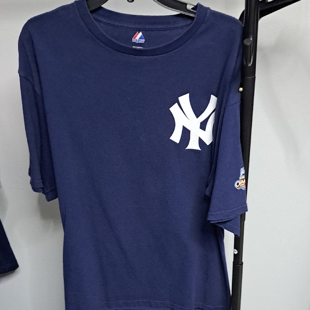 Majestic Navy Blue Yankees Short Sleeve Tee